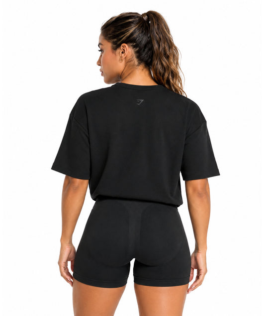 Lifting Oversized Pump Cover by GYMSHARK