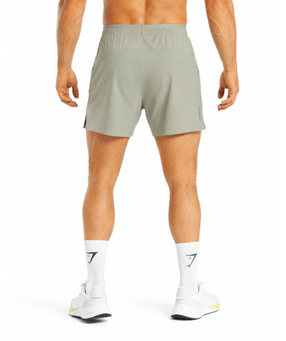 Apex 5 Hybrid Short by GYMSHARK