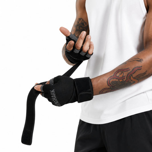 Wrap Lifting Gloves by GYMSHARK